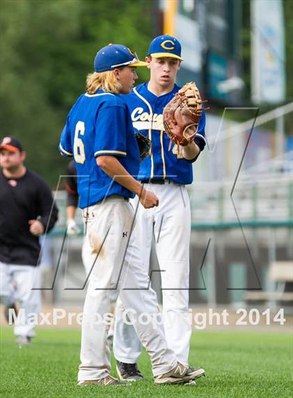 Thumbnail 2 in Plainfield vs Haddam-Killingworth (CIAC Class M Semifinal) photogallery.