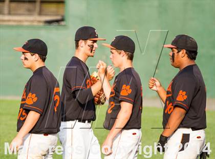 Thumbnail 2 in Plainfield vs Haddam-Killingworth (CIAC Class M Semifinal) photogallery.