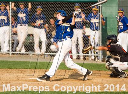 Thumbnail 2 in Plainfield vs Haddam-Killingworth (CIAC Class M Semifinal) photogallery.