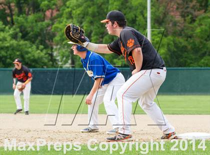 Thumbnail 1 in Plainfield vs Haddam-Killingworth (CIAC Class M Semifinal) photogallery.