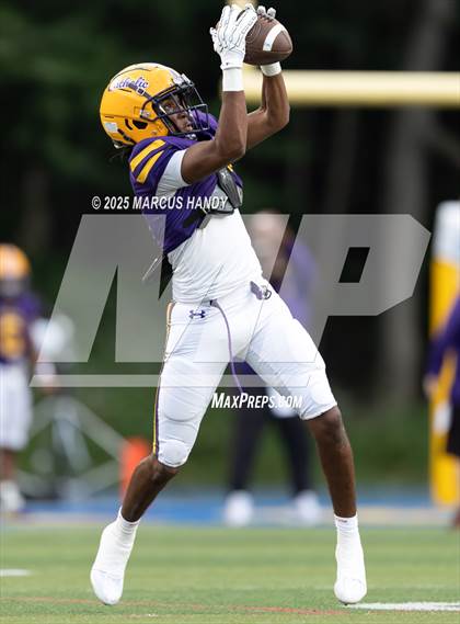 Thumbnail 2 in DeMatha @ Roman Catholic photogallery.