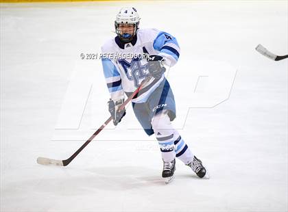 Thumbnail 1 in Bernards @ Morris Catholic photogallery.