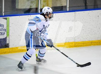 Thumbnail 2 in Bernards @ Morris Catholic photogallery.
