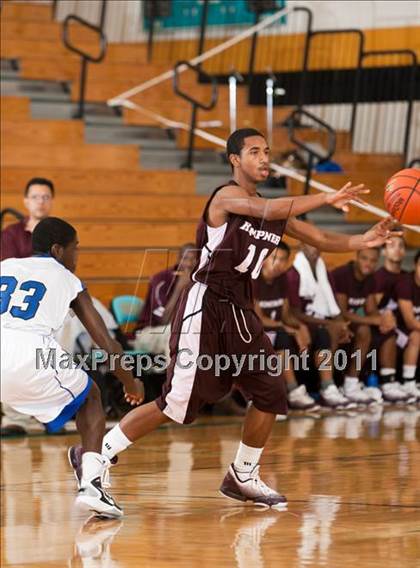 Thumbnail 3 in Fort Bend Kempner vs Westside (McDonald's Texas Invitational) photogallery.
