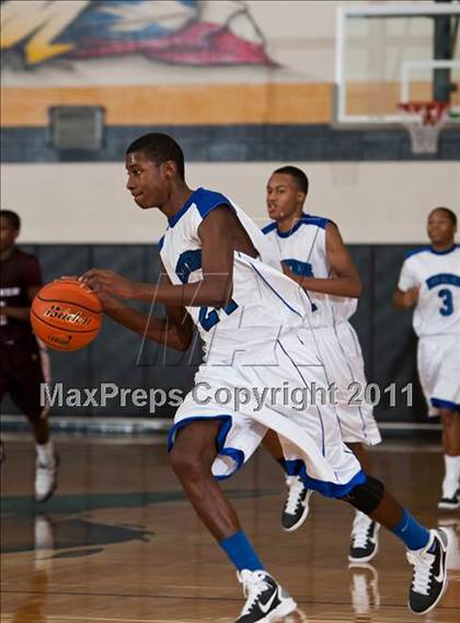 Thumbnail 3 in Fort Bend Kempner vs Westside (McDonald's Texas Invitational) photogallery.