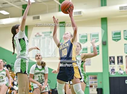 Thumbnail 2 in Delta @ Yorktown photogallery.
