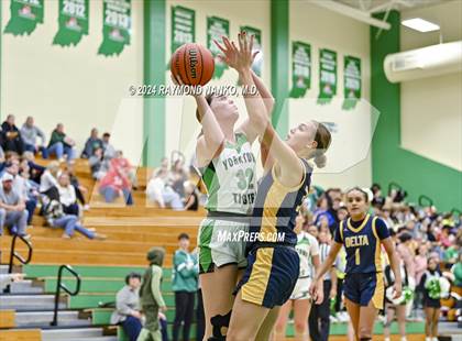 Thumbnail 1 in Delta @ Yorktown photogallery.