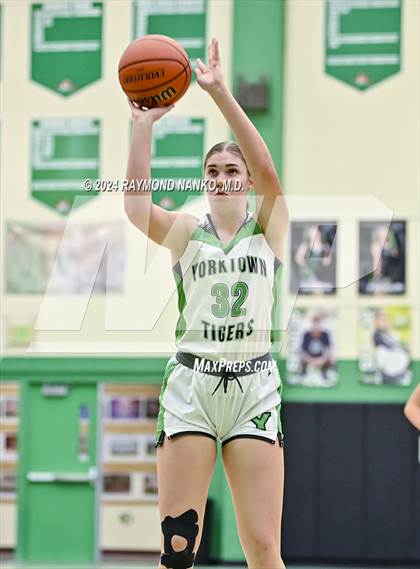 Thumbnail 2 in Delta @ Yorktown photogallery.