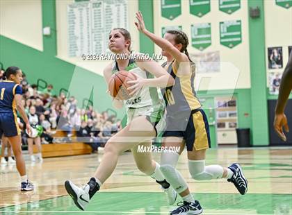 Thumbnail 1 in Delta @ Yorktown photogallery.