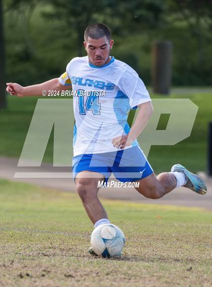Thumbnail 3 in 'Iolani vs. Kealakehe (HHSAA Division 1 Quarterfinal) photogallery.