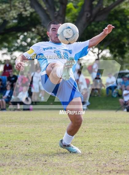 Thumbnail 2 in 'Iolani vs. Kealakehe (HHSAA Division 1 Quarterfinal) photogallery.