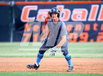 Thumbnail 1 in Villa Park vs. Huntington Beach (CIF SoCal Regional D1 Semi-Finals)  photogallery.