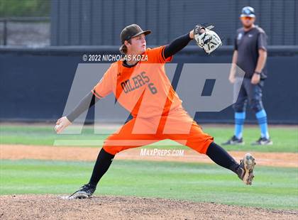 Thumbnail 2 in Villa Park vs. Huntington Beach (CIF SoCal Regional D1 Semi-Finals)  photogallery.