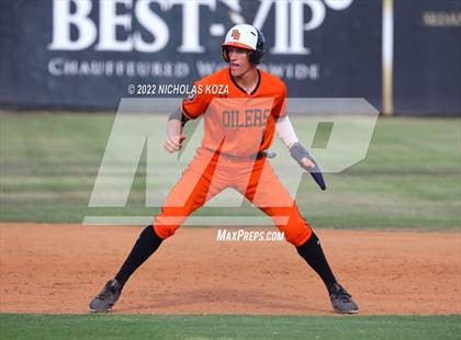 Thumbnail 2 in Villa Park vs. Huntington Beach (CIF SoCal Regional D1 Semi-Finals)  photogallery.