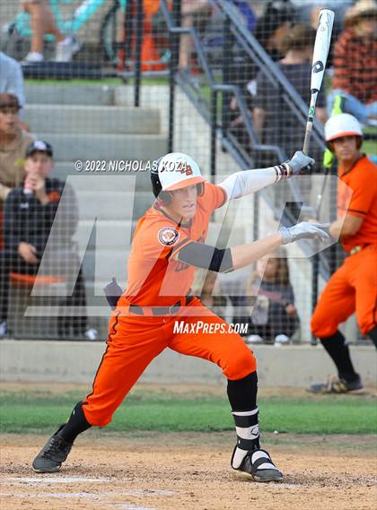 Thumbnail 3 in Villa Park vs. Huntington Beach (CIF SoCal Regional D1 Semi-Finals)  photogallery.