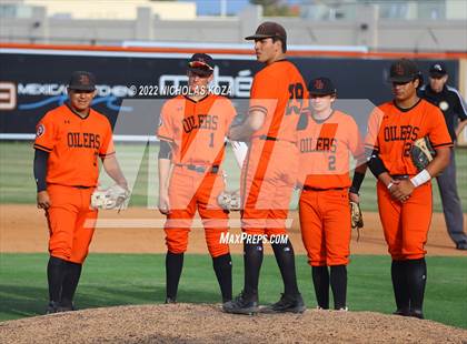 Thumbnail 1 in Villa Park vs. Huntington Beach (CIF SoCal Regional D1 Semi-Finals)  photogallery.