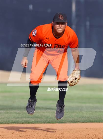 Thumbnail 1 in Villa Park vs. Huntington Beach (CIF SoCal Regional D1 Semi-Finals)  photogallery.