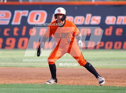 Thumbnail 2 in Villa Park vs. Huntington Beach (CIF SoCal Regional D1 Semi-Finals)  photogallery.