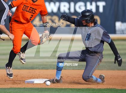 Thumbnail 3 in Villa Park vs. Huntington Beach (CIF SoCal Regional D1 Semi-Finals)  photogallery.