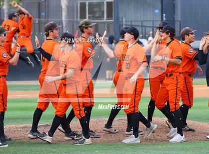 Thumbnail 3 in Villa Park vs. Huntington Beach (CIF SoCal Regional D1 Semi-Finals)  photogallery.
