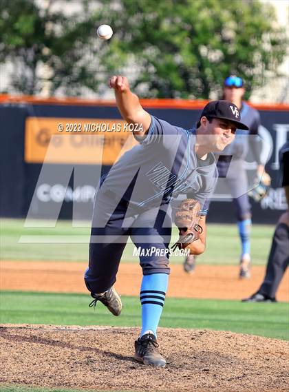 Thumbnail 1 in Villa Park vs. Huntington Beach (CIF SoCal Regional D1 Semi-Finals)  photogallery.