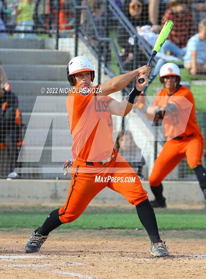 Thumbnail 3 in Villa Park vs. Huntington Beach (CIF SoCal Regional D1 Semi-Finals)  photogallery.