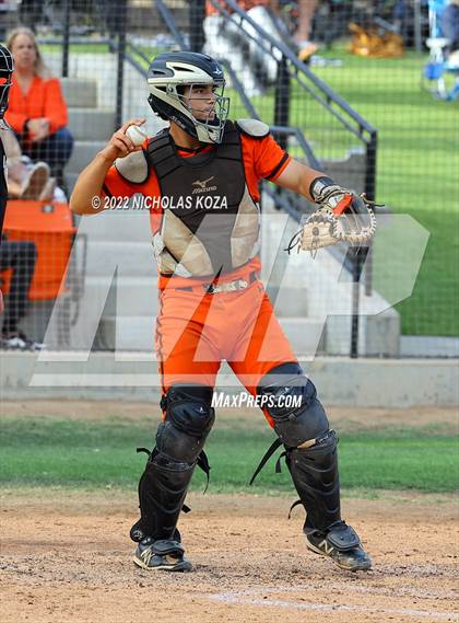 Thumbnail 2 in Villa Park vs. Huntington Beach (CIF SoCal Regional D1 Semi-Finals)  photogallery.