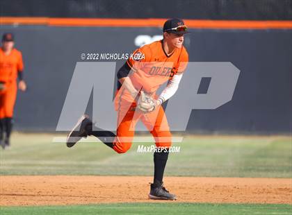 Thumbnail 1 in Villa Park vs. Huntington Beach (CIF SoCal Regional D1 Semi-Finals)  photogallery.