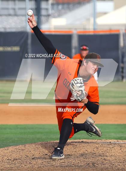 Thumbnail 3 in Villa Park vs. Huntington Beach (CIF SoCal Regional D1 Semi-Finals)  photogallery.