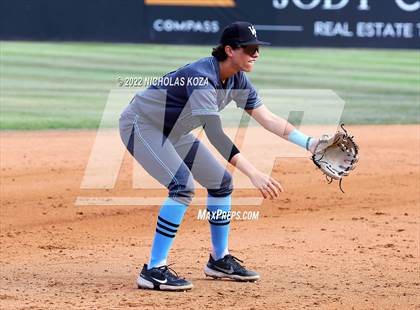 Thumbnail 2 in Villa Park vs. Huntington Beach (CIF SoCal Regional D1 Semi-Finals)  photogallery.
