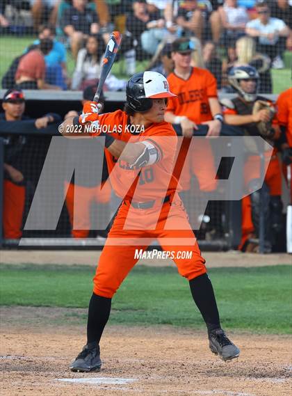 Thumbnail 1 in Villa Park vs. Huntington Beach (CIF SoCal Regional D1 Semi-Finals)  photogallery.