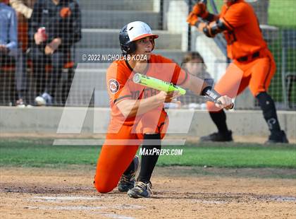 Thumbnail 3 in Villa Park vs. Huntington Beach (CIF SoCal Regional D1 Semi-Finals)  photogallery.