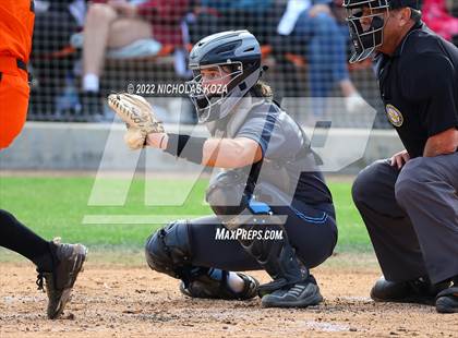 Thumbnail 3 in Villa Park vs. Huntington Beach (CIF SoCal Regional D1 Semi-Finals)  photogallery.