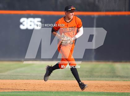 Thumbnail 2 in Villa Park vs. Huntington Beach (CIF SoCal Regional D1 Semi-Finals)  photogallery.