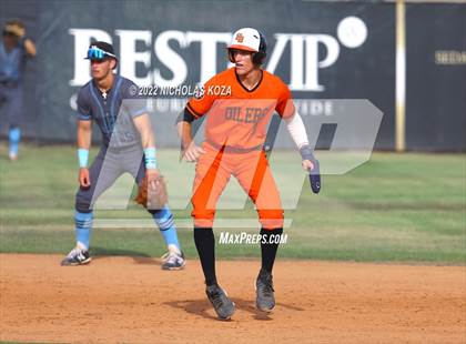 Thumbnail 3 in Villa Park vs. Huntington Beach (CIF SoCal Regional D1 Semi-Finals)  photogallery.