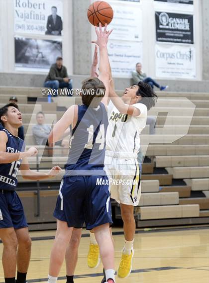 Thumbnail 3 in Capistrano Valley vs. Trabuco Hills (Aliso Niguel Classic) photogallery.