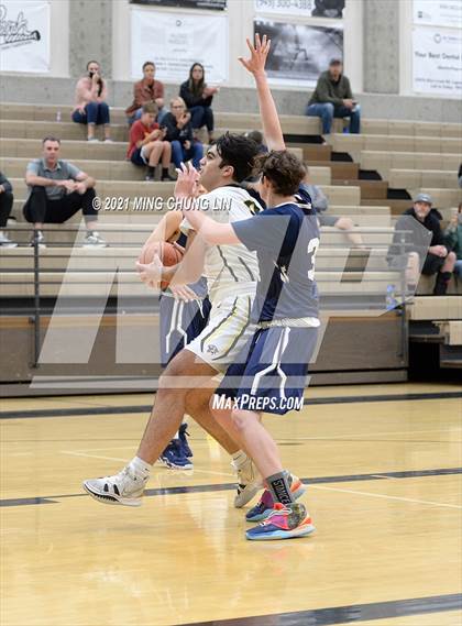 Thumbnail 1 in Capistrano Valley vs. Trabuco Hills (Aliso Niguel Classic) photogallery.