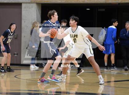 Thumbnail 2 in Capistrano Valley vs. Trabuco Hills (Aliso Niguel Classic) photogallery.