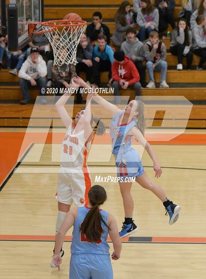 Thumbnail 3 in Lewistown @ Illini Bluffs photogallery.