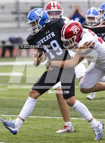 Thumbnail 2 in Covington Catholic @ Dixie photogallery.