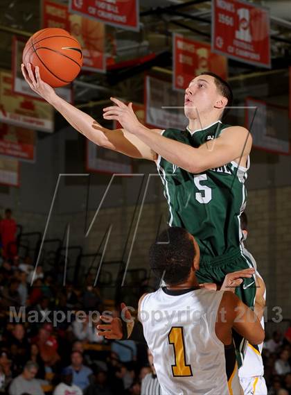 Thumbnail 1 in De La Salle vs. Foothill (Nike Extravaganza) photogallery.