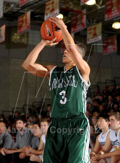 Thumbnail 3 in De La Salle vs. Foothill (Nike Extravaganza) photogallery.
