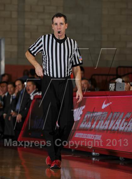 Thumbnail 3 in De La Salle vs. Foothill (Nike Extravaganza) photogallery.