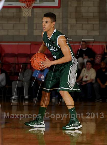 Thumbnail 1 in De La Salle vs. Foothill (Nike Extravaganza) photogallery.