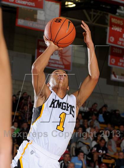 Thumbnail 1 in De La Salle vs. Foothill (Nike Extravaganza) photogallery.