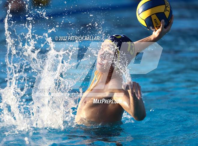 null - Photo 01