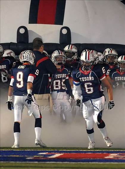 Thumbnail 2 in Mater Dei @ Tesoro (CIF SS Playoffs) photogallery.