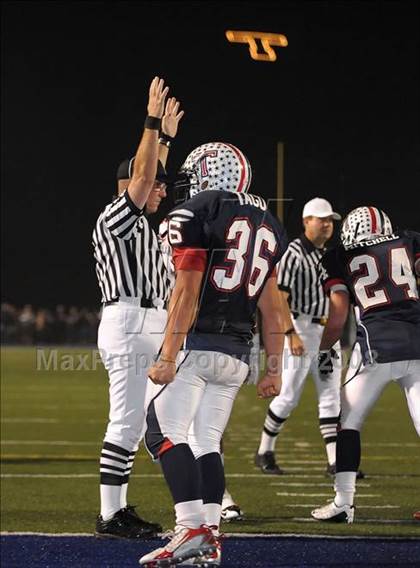 Thumbnail 1 in Mater Dei @ Tesoro (CIF SS Playoffs) photogallery.