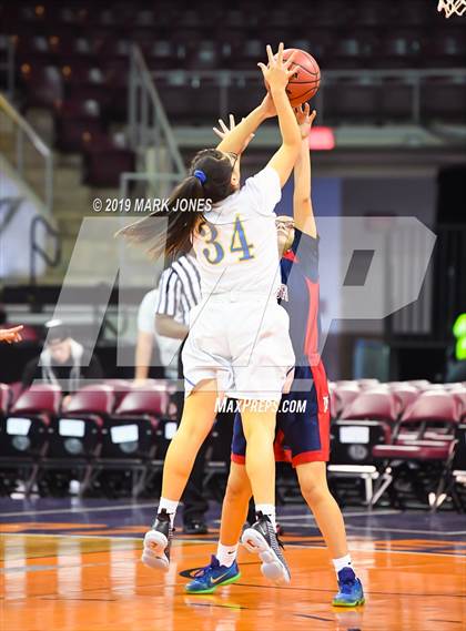 Thumbnail 2 in Baboquivari vs. Red Mesa (AIA 1A Semifinal) photogallery.