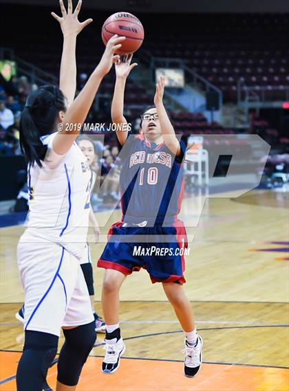 Thumbnail 1 in Baboquivari vs. Red Mesa (AIA 1A Semifinal) photogallery.